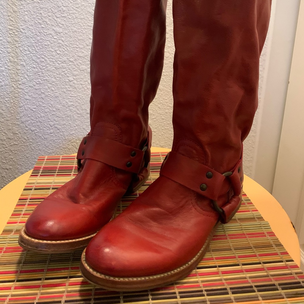 Frys knee high boots